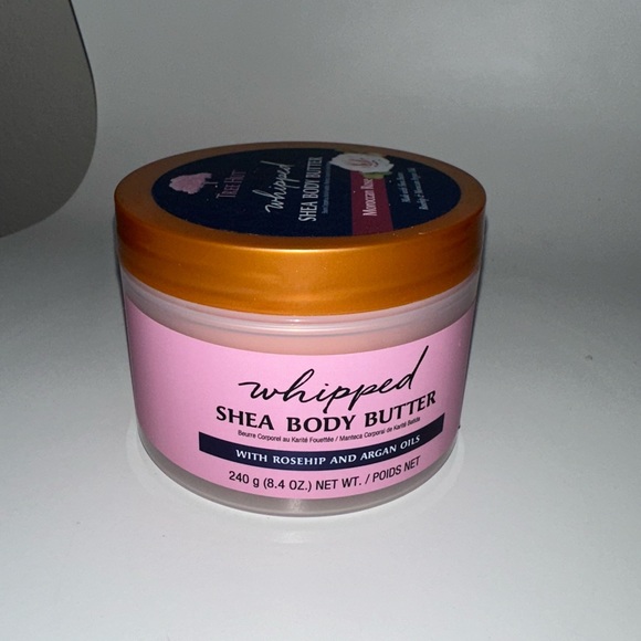 Tree Hut shea body butter moisturizer - Picture 2 of 3